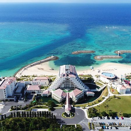 เชอราตัน โอกินาวา ซันมารีนา รีสอร์ต Hotel อนนะ ภายนอก รูปภาพ