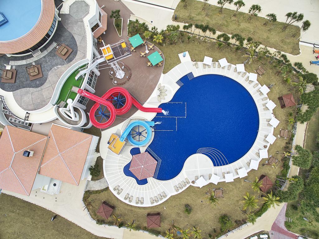 เชอราตัน โอกินาวา ซันมารีนา รีสอร์ต Hotel อนนะ ภายนอก รูปภาพ