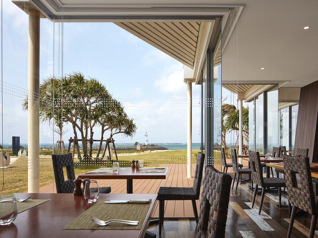 เชอราตัน โอกินาวา ซันมารีนา รีสอร์ต Hotel อนนะ ภายนอก รูปภาพ