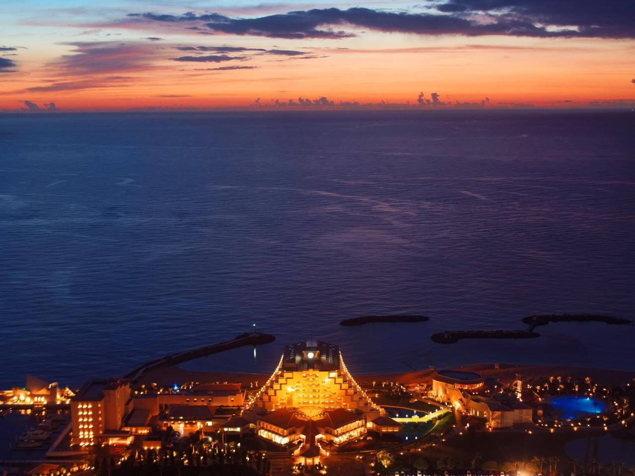 เชอราตัน โอกินาวา ซันมารีนา รีสอร์ต Hotel อนนะ ภายนอก รูปภาพ