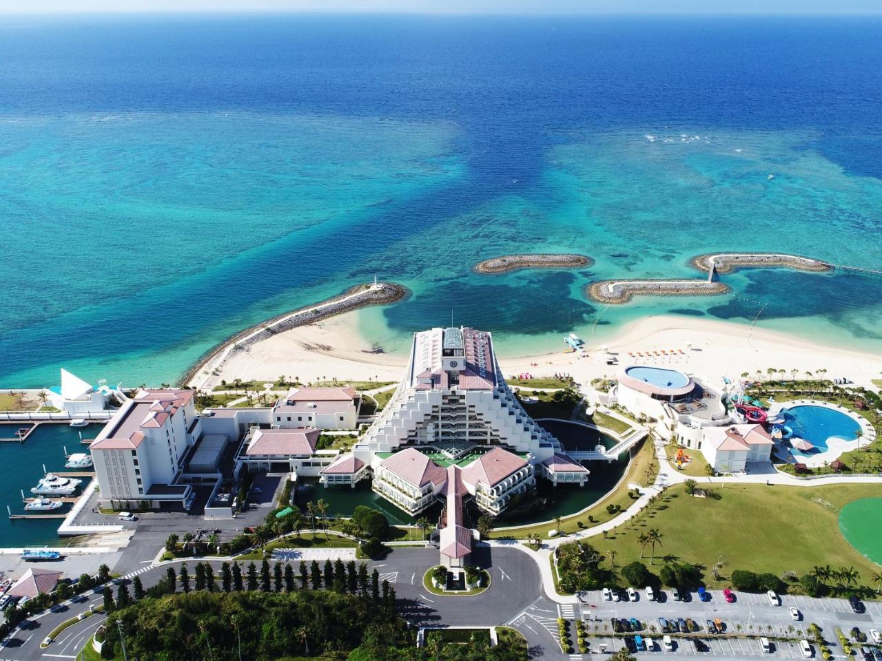 เชอราตัน โอกินาวา ซันมารีนา รีสอร์ต Hotel อนนะ ภายนอก รูปภาพ