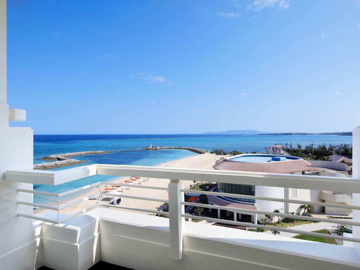 เชอราตัน โอกินาวา ซันมารีนา รีสอร์ต Hotel อนนะ ภายนอก รูปภาพ